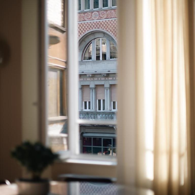 The Garden Premium Apartment - Large Windows - 3Min Walk to Bernina Express & Station - Apartment mit Stadtblick - 5