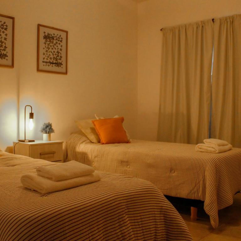 Alojamiento Espacio Ramallo - Two-Bedroom House - 6