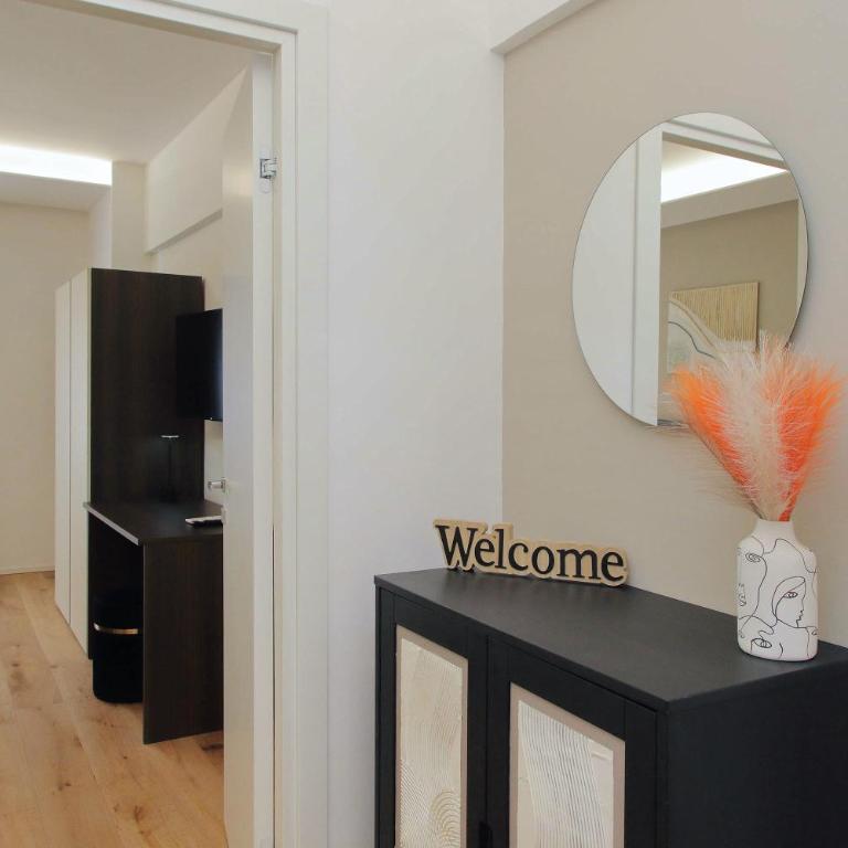 Clarino Home - Modern & Bright with Balcony - Appartamento Deluxe con 2 Camere da Letto e Balcone - 30