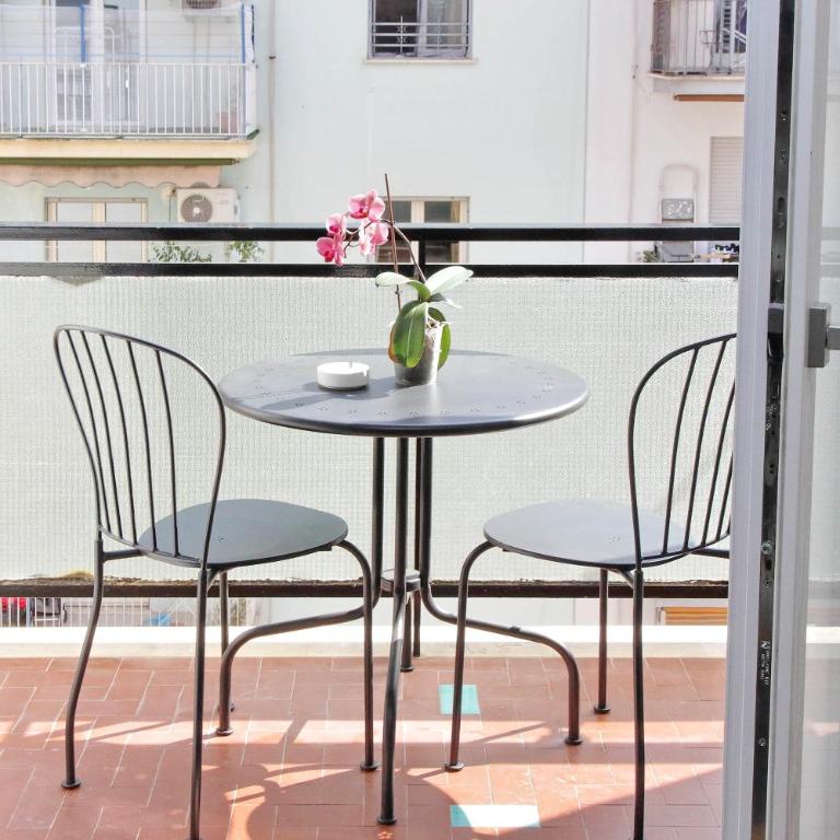 Clarino Home - Modern & Bright with Balcony - Appartamento Deluxe con 2 Camere da Letto e Balcone - 16
