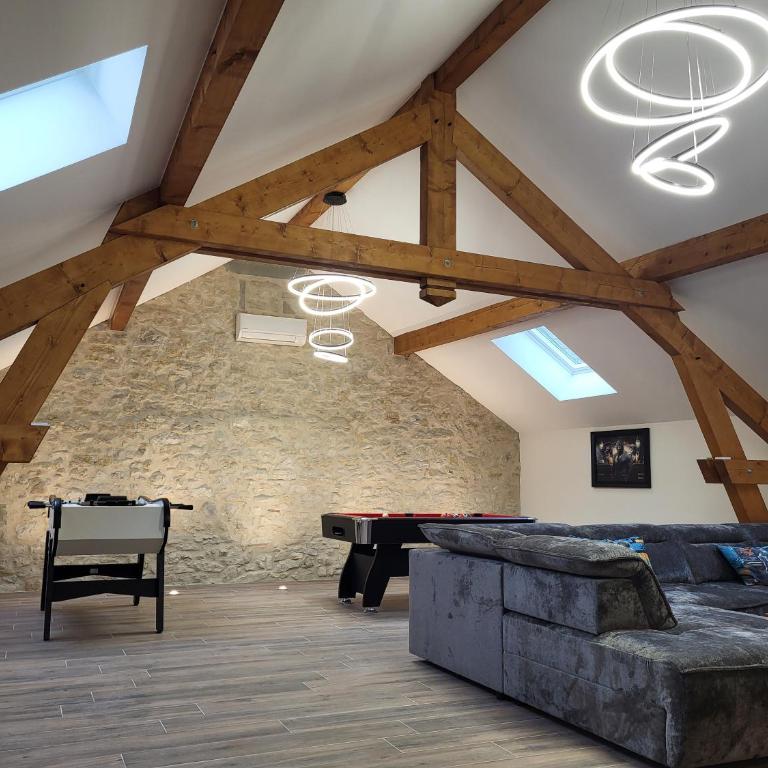 Maison proche du lac avec Jacuzzi et Sauna - Maison 5 Chambres - 13