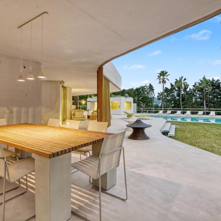 Casa Torus Luxury Design Villa with Private SPA & Cinema - Villa - 34