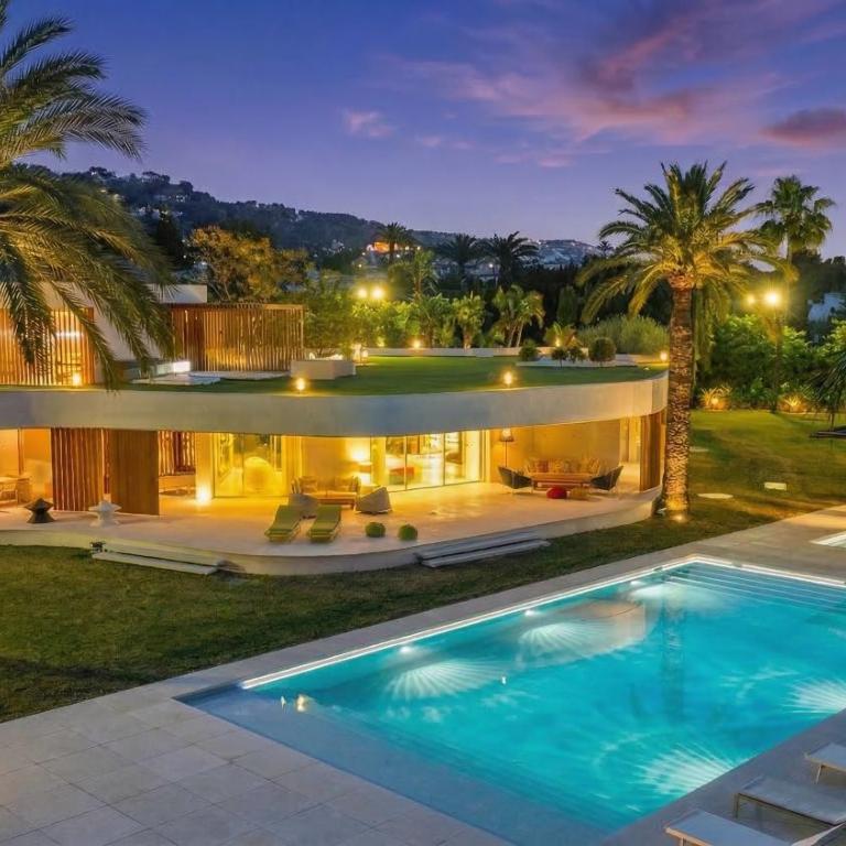 Casa Torus Luxury Design Villa with Private SPA & Cinema - Villa - 73