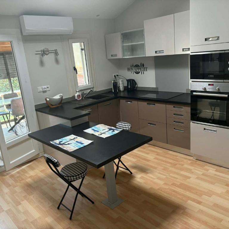 Pavillon Bord de mer Gruisan - Casa con 1 dormitorio - 11