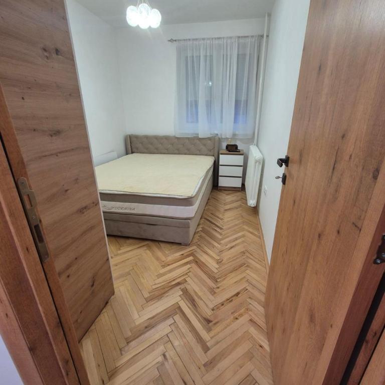 Jaki&Ema - Apartman sa 1 Spavaćom Sobom - 3