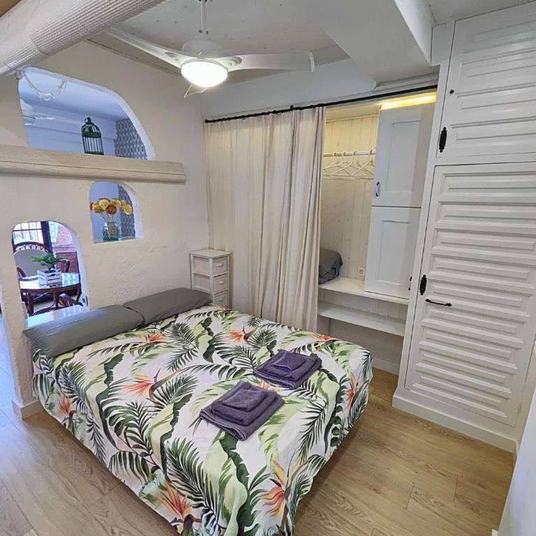 Precioso apartamento junto a la playa con terraza - One-Bedroom Apartment - 9