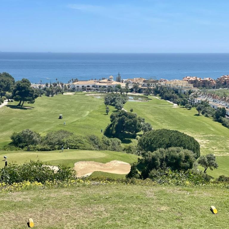 Duquesa Fairways Penthouse - Sea- & Mountain View - Apartamento Deluxe de 2 dormitorios con vistas al mar - 26