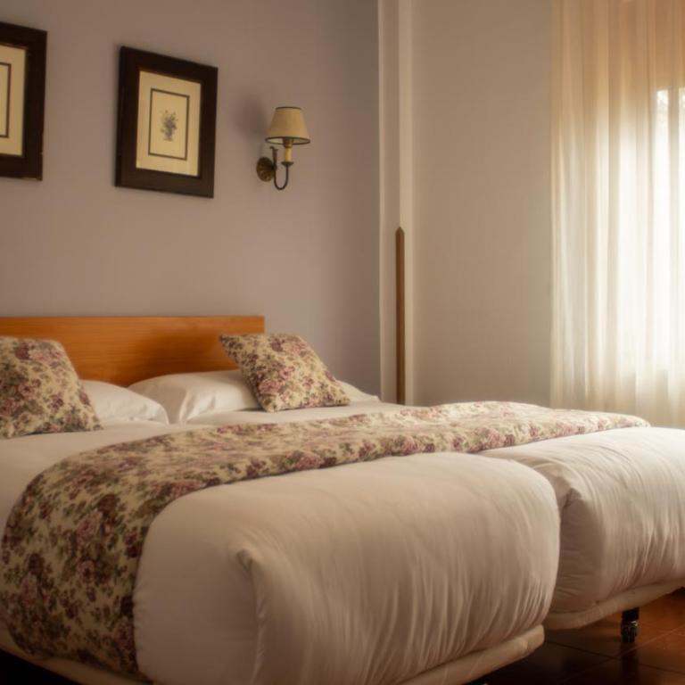 Hotel El Angliru - Habitación Doble con cama supletoria - 2