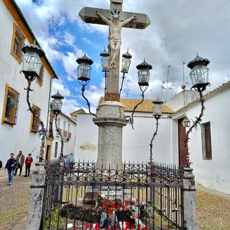 Apartamento con vistas a iglesia historica Centro Cordoba 6 huespedes - Apartamento Premium de 3 dormitorios con balcón - 36