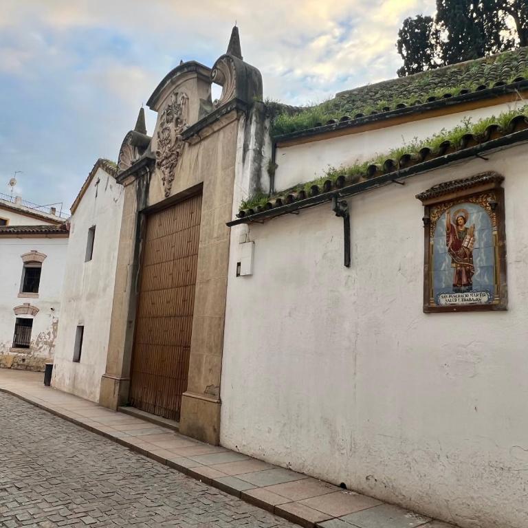 Apartamento con vistas a iglesia historica Centro Cordoba 6 huespedes - Apartamento Premium de 3 dormitorios con balcón - 29