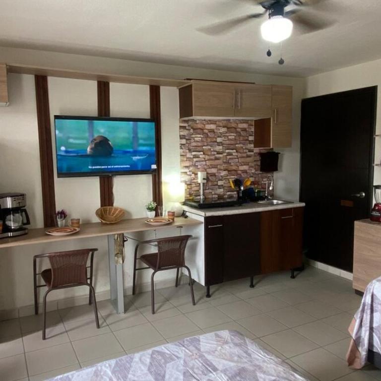Athlete-Friendly Loft AC Near Stadium & Expo Cente - Apartamento de 1 dormitorio - 67