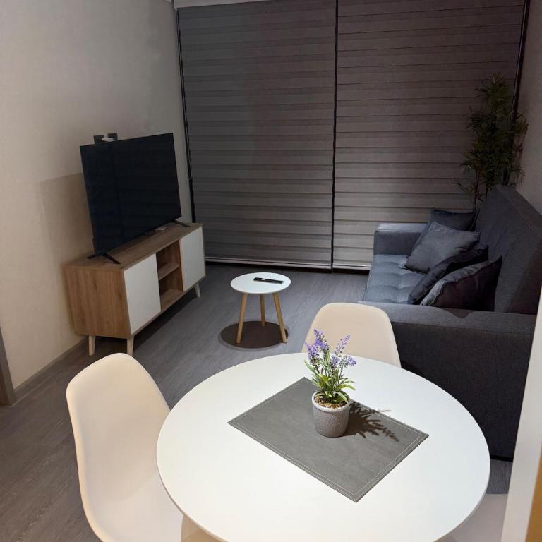 A pasos de Movistar Arena con Estacionamiento incluido - One-Bedroom Apartment - 1