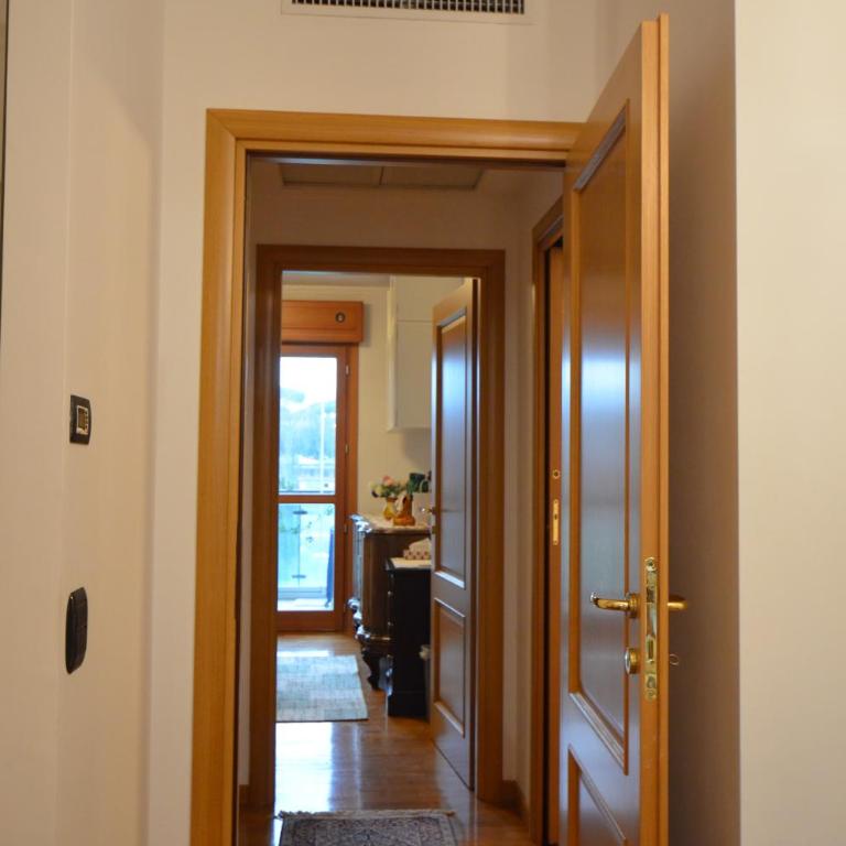 Getaway Roma Home - Three-Bedroom Apartment - 21