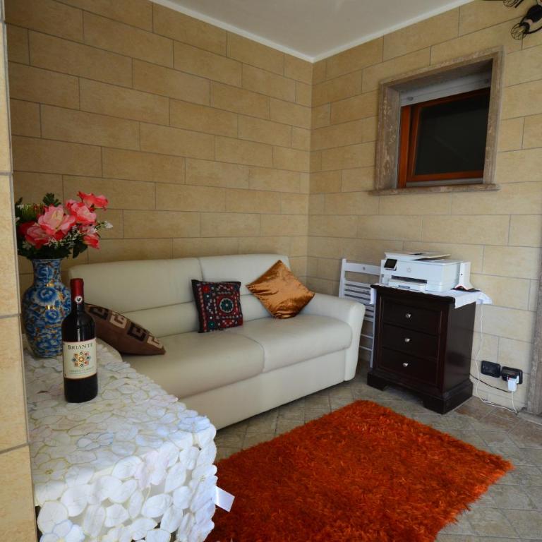 Getaway Roma Home - Three-Bedroom Apartment - 38