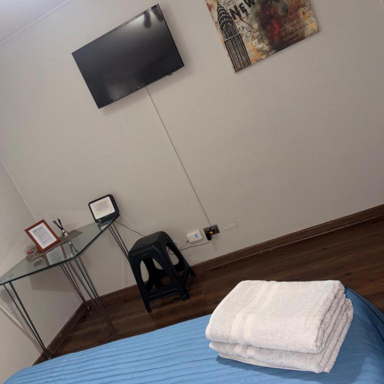 PratHome - One-Bedroom Apartment - 3
