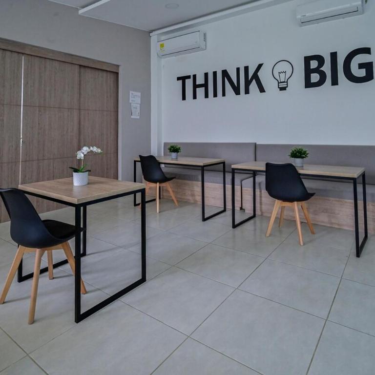 Caribbean Oasis near the Beach - Three-Bedroom Apartment - 3