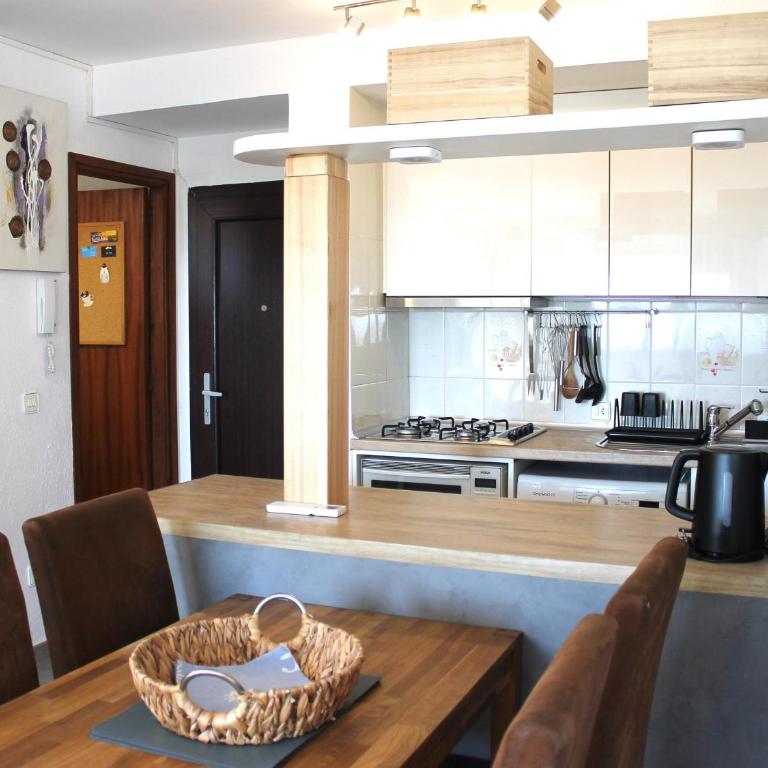 Apartamento con Ascensor y Aire Acondicionado en Santa Margarita - ES-366-13 - Apartment - 15