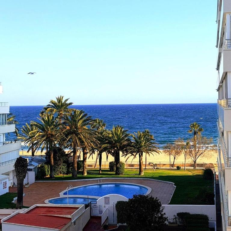 Apartamento cómodo, 50m playa, 4 pers, terraza, TV, lavadora - ES-204-32 - Apartment - 15