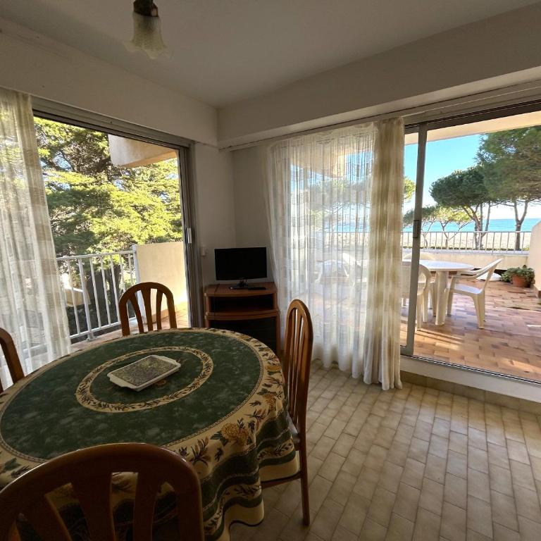 Appartement face mer - 4 pers. - FR-1-837-109 - Appartement - 8