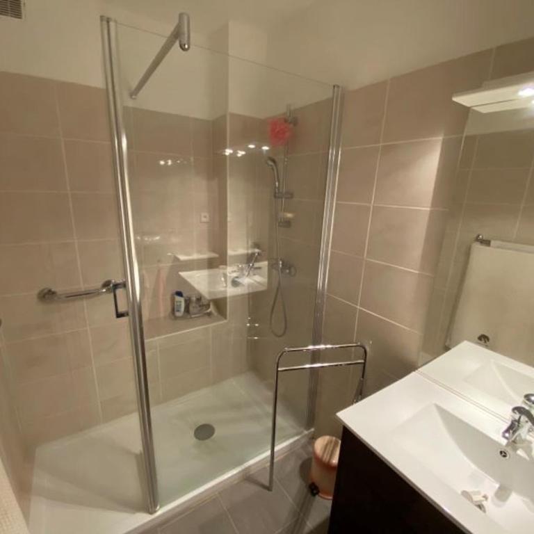 Appartement climatisé, terrasse face mer - 4 pers. - FR-1-837-113 - Apartment - 12