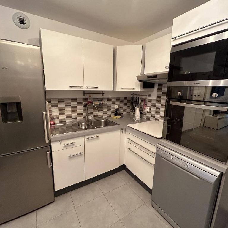 Appartement avec climatisation et parking - 4 pers. - FR-1-837-119 - Appartement - 3
