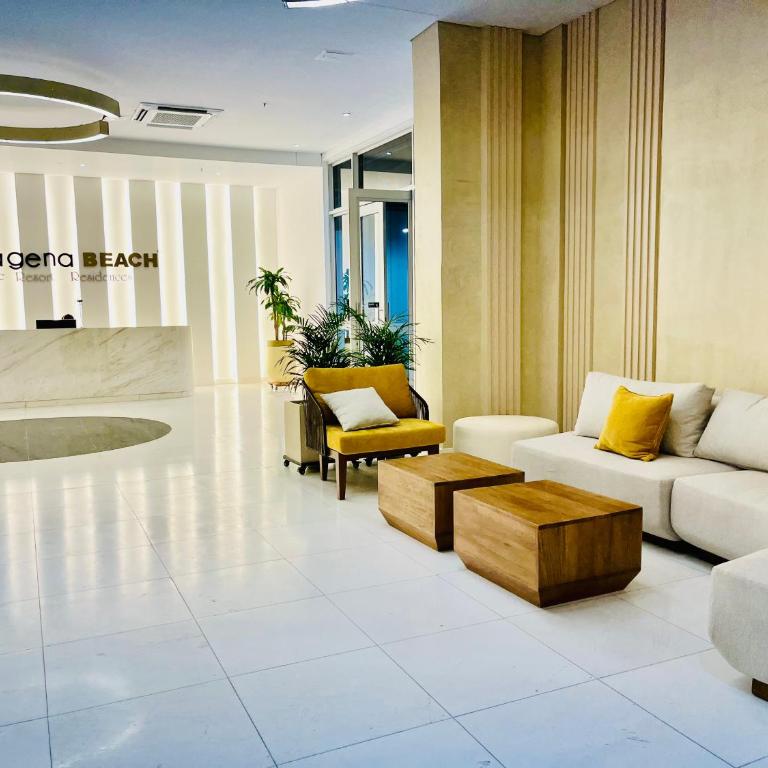 Lovely Suite steps away from the airport and sea - One-Bedroom Apartment with Pool View - 3