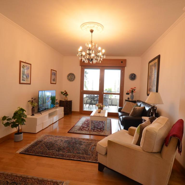 Getaway Roma Home - Three-Bedroom Apartment - 62