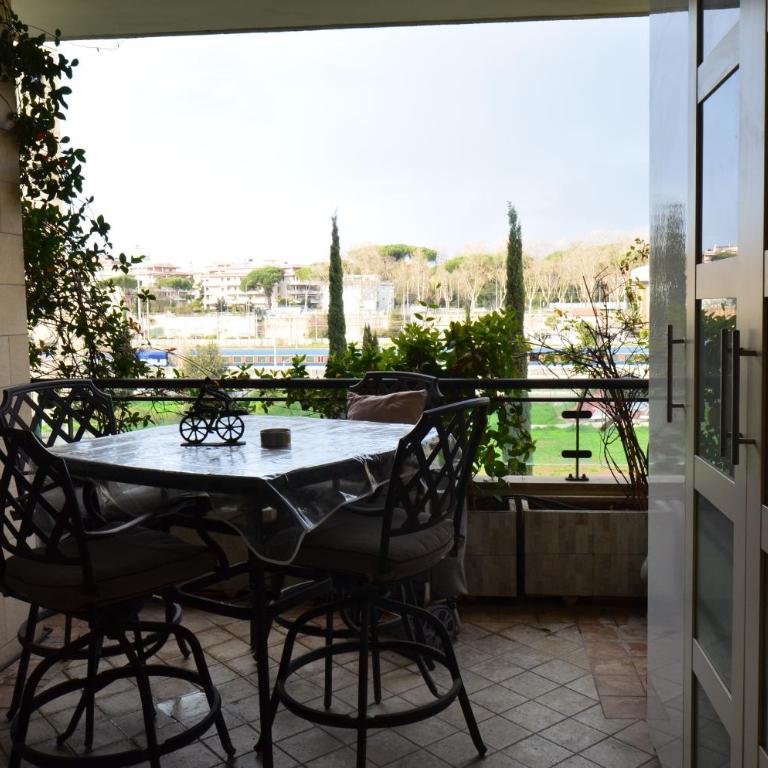 Getaway Roma Home - Three-Bedroom Apartment - 64