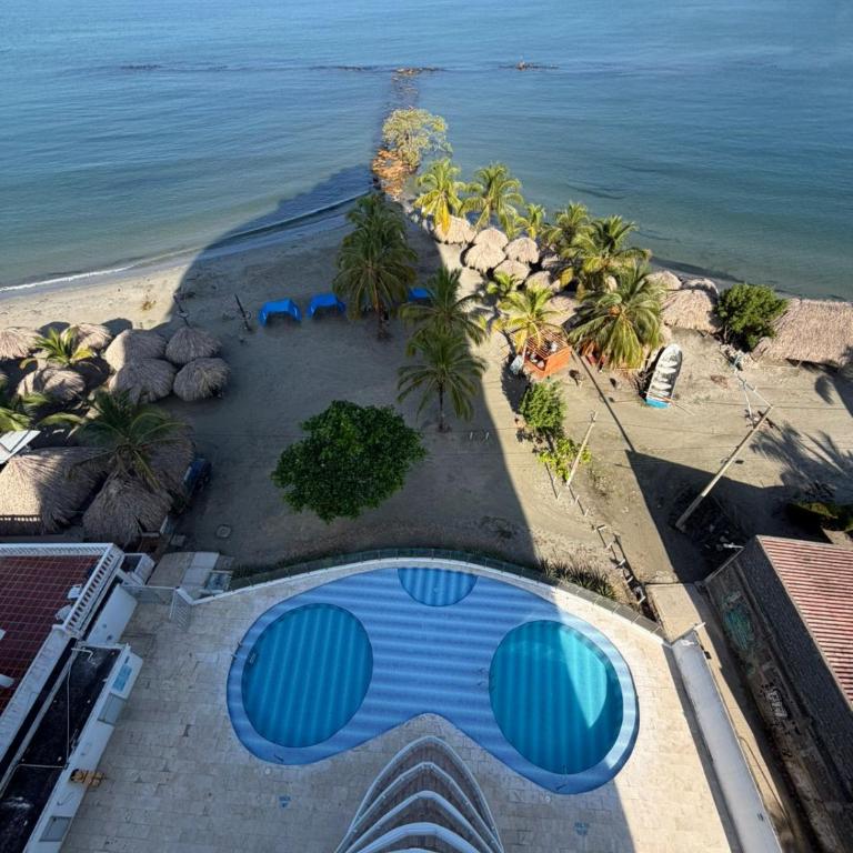 FB Apartamentos con vistas 360 grados al mar y piscina - Apartamento Premier de 4 dormitorios - 13
