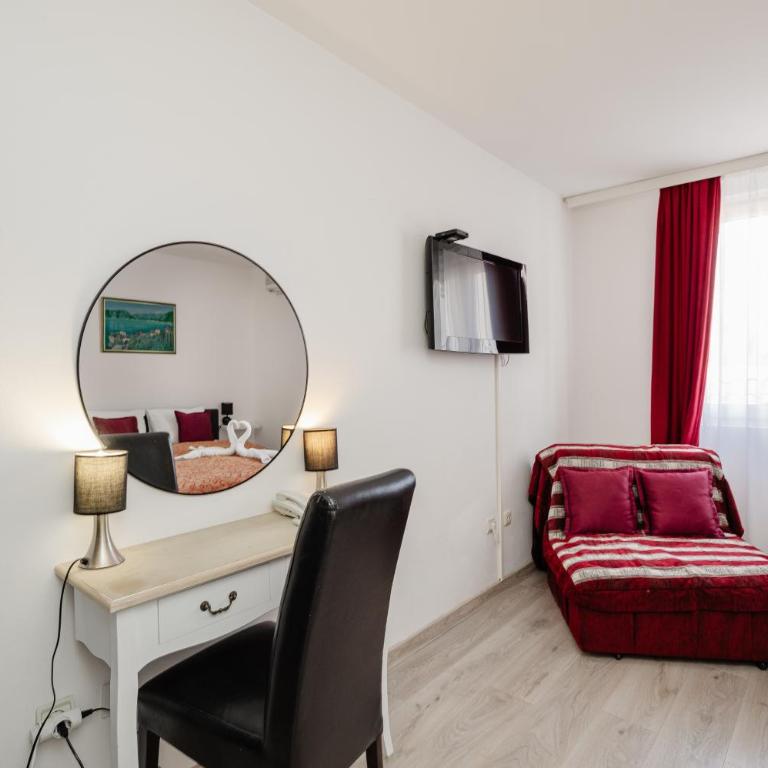 Hotel Azzurro - Standard Triple Room - 2