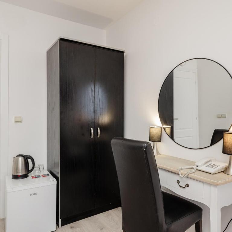 Hotel Azzurro - Standard Triple Room - 1