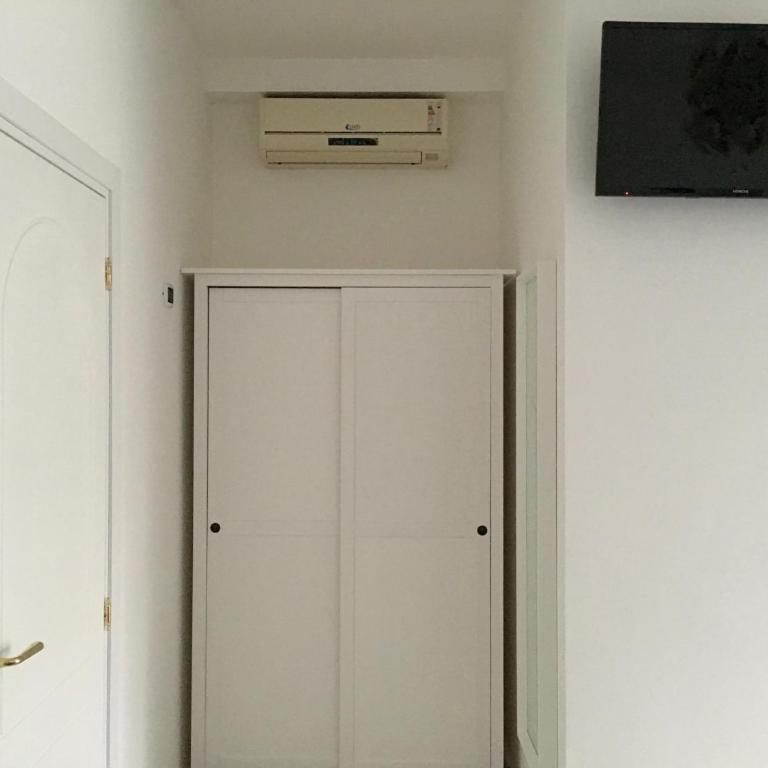 Hibiscus - Twin Room with Garden View - 9