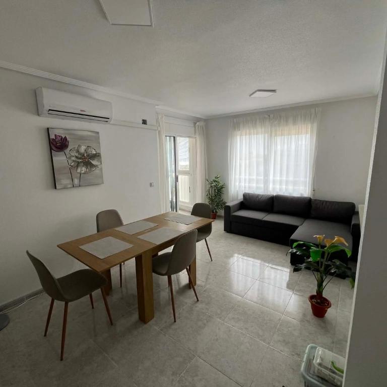 Casa Pasztor LA MATA, Los Leandros, Calle Gerona - Apartamento de 2 dormitorios - 1