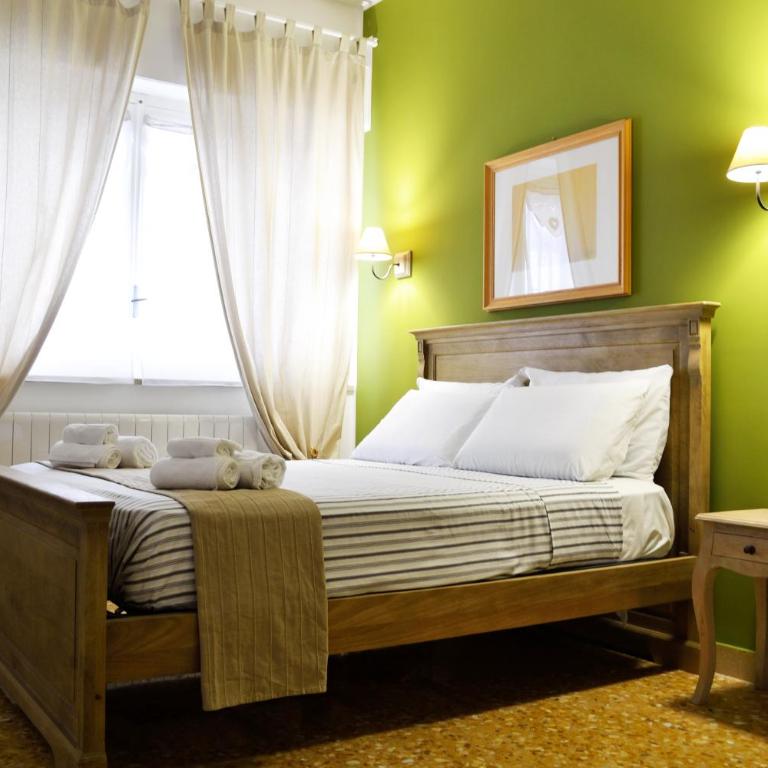 Piazza Marina - Deluxe Double Room - 1