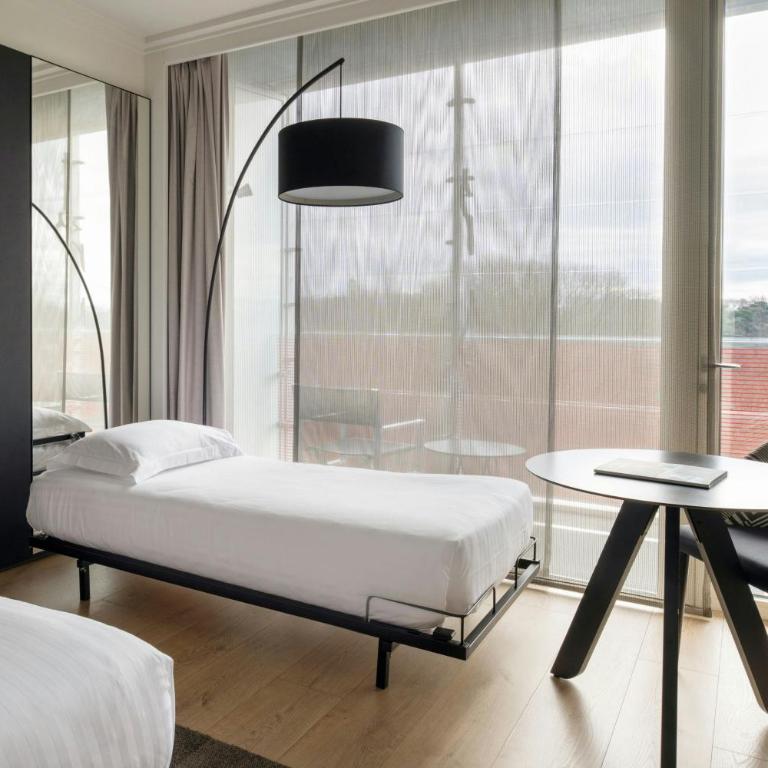 Lyon Marriott Hotel Cité Internationale - Chambre Lit King-Size ou Lits Jumeaux Deluxe - 20