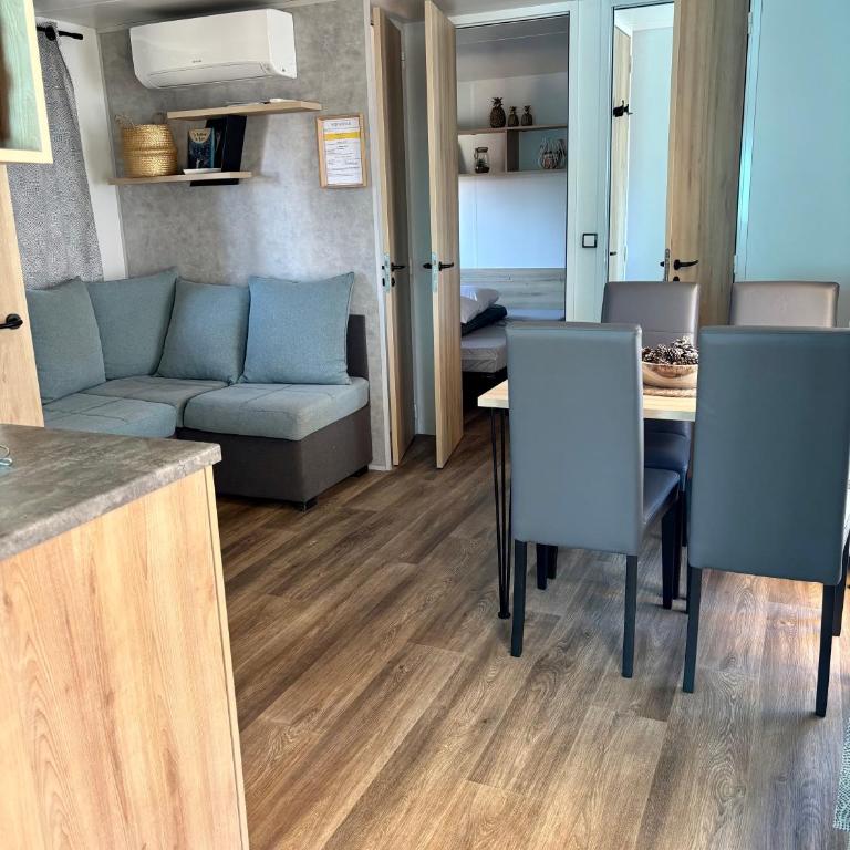 Mobil home avec terrasse - proche plages Cap-Ferret - 4-6 pers Camping 4 étoiles Les Viviers - Mobilheim - 3
