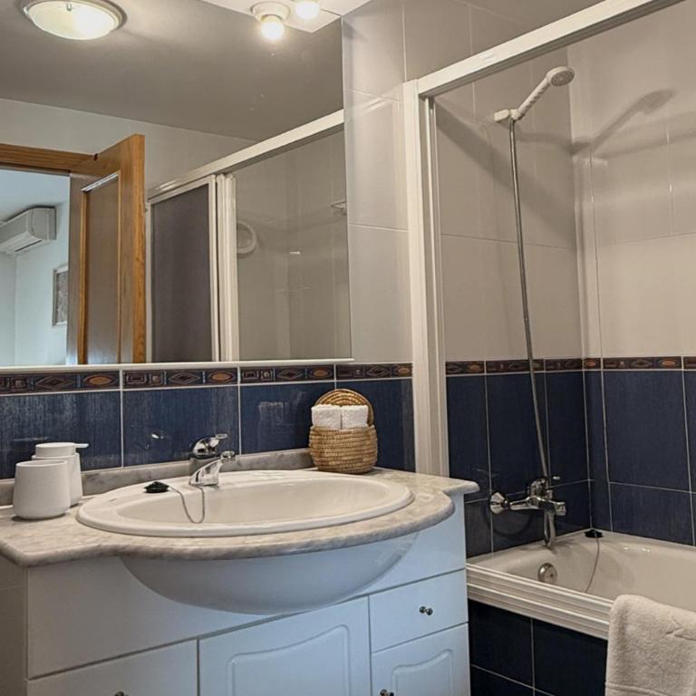 Balea Mar gran terraza y piscina a 4 min de la playa - Apartamento de 2 dormitorios con terraza - 21