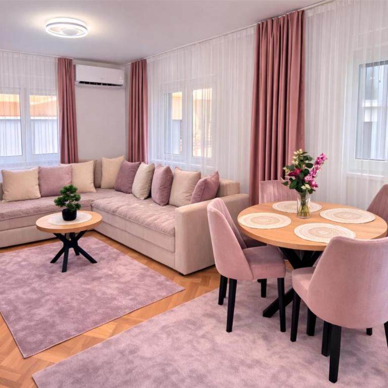 Alma Apartment - Family Stay Across Aqua Park Raj - Apartment mit 1 Schlafzimmer - 2