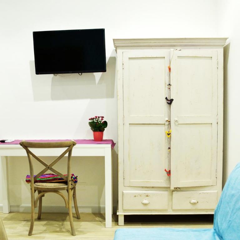 Piazza Marina - Double or Twin Room - 13