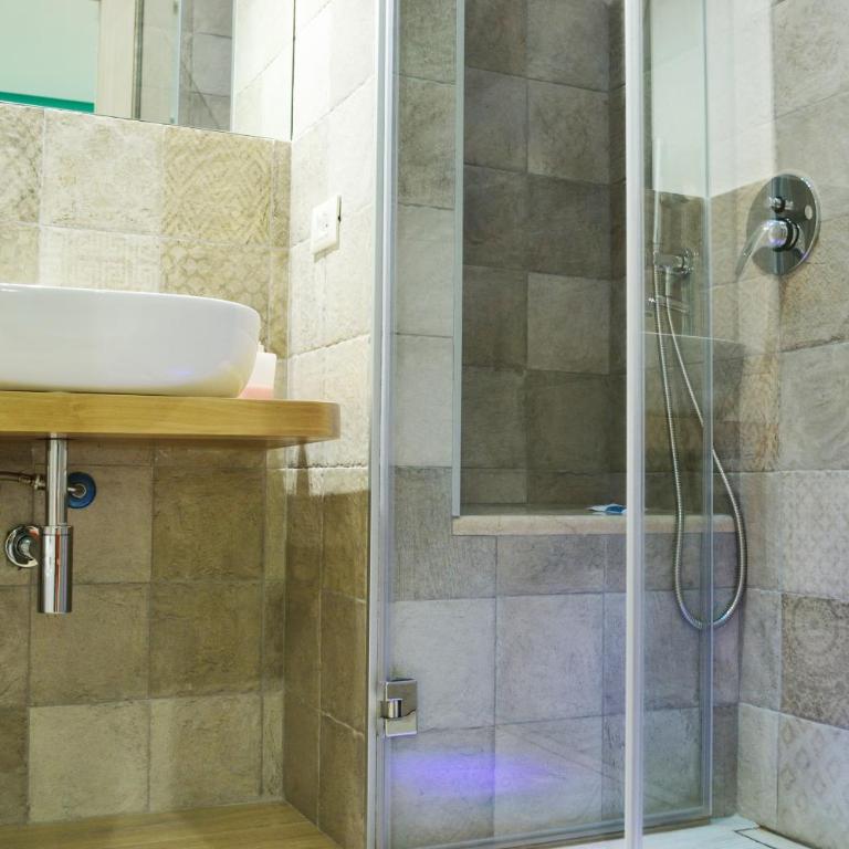Piazza Marina - Double or Twin Room - 8