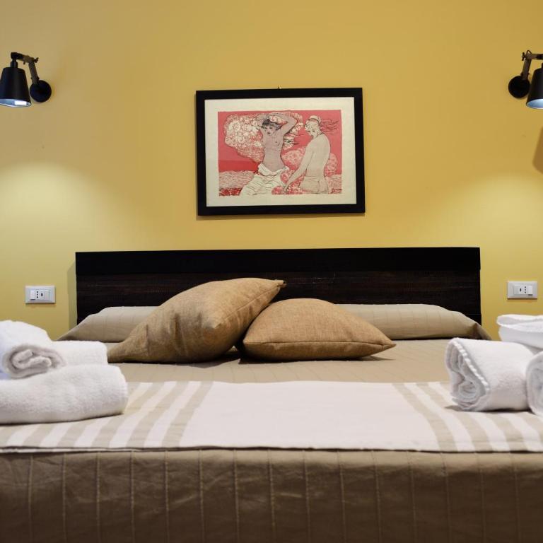 Piazza Marina - Double Room with Private External Bathroom - 3