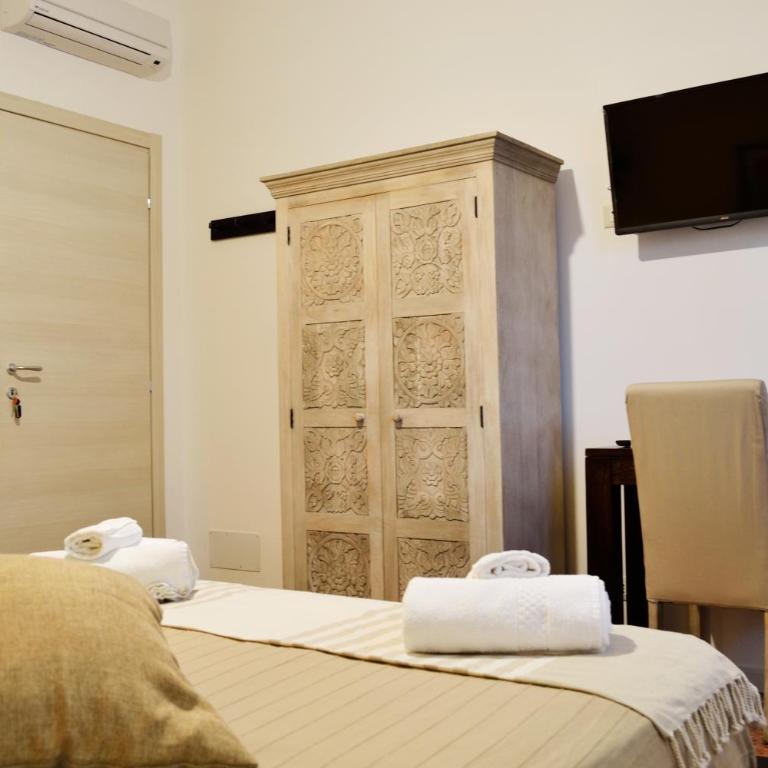 Piazza Marina - Double Room with Private External Bathroom - 1
