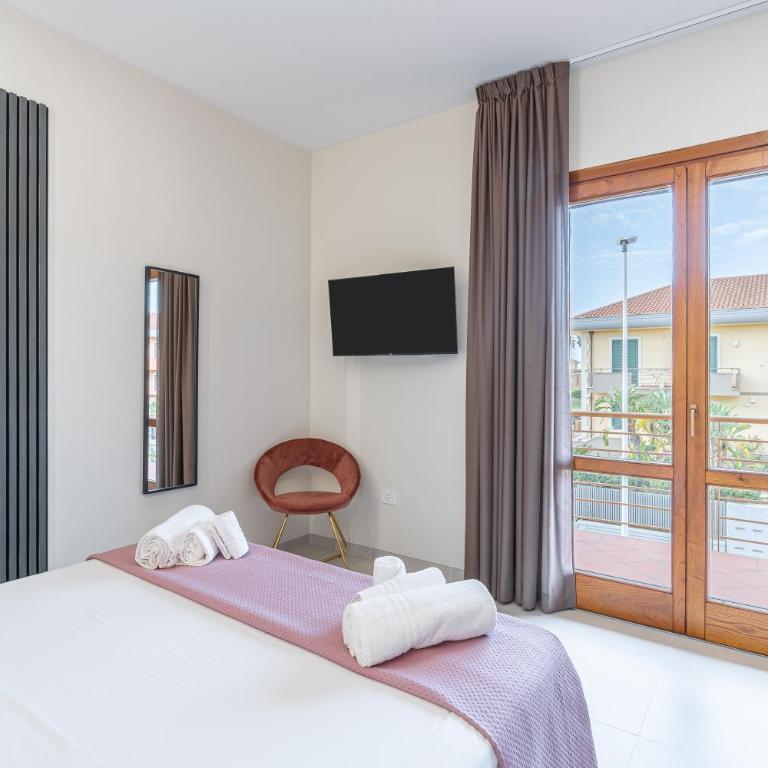 Villa Benazar - Luxury Suite 150m to the sea - Black Pearl Suite with sea view and balcony - 2
