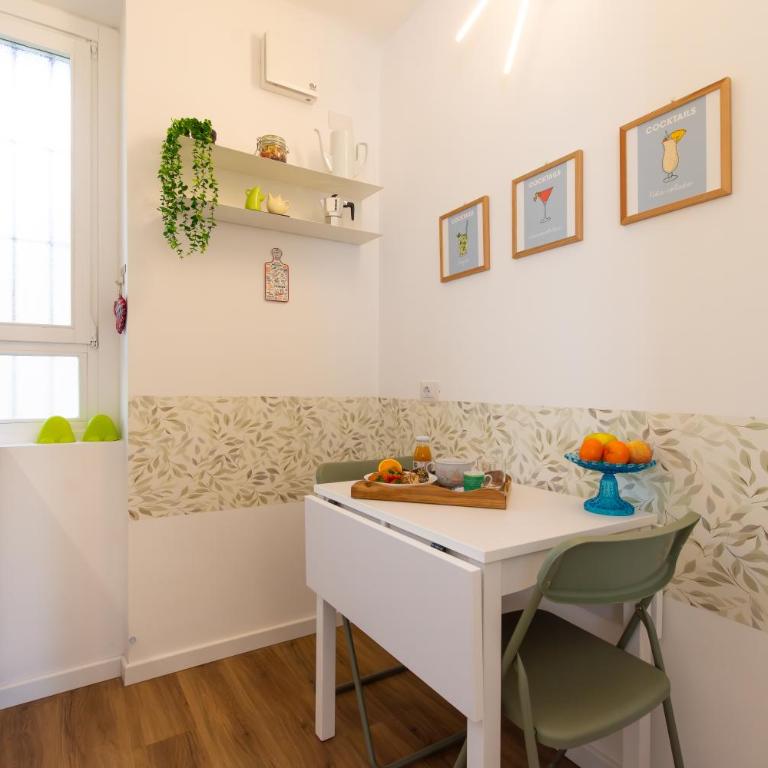 Il Glicine - Vista Mozzafiato, zona Isola, vicino Metro M3 M5 e Stazione Centrale - Appartamento con Vista e Balcone - 32