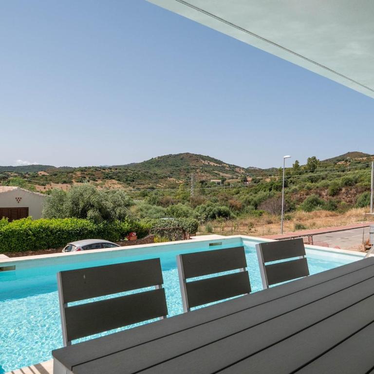 Villa con piscina privata BudoniAffitti - Villa - 6