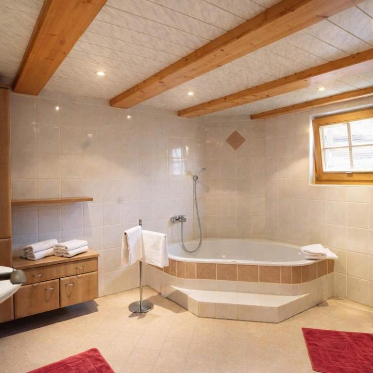 SONNENHAUS Tirol - Holiday Home with Mountain View & Garden - Ferienhaus - 11