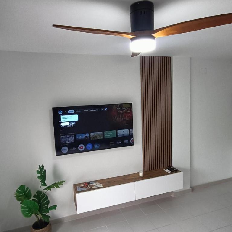 Cosy Apartment Views Pinares Almadraba - One-Bedroom Apartment - 3
