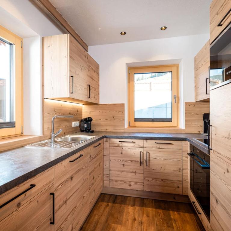 BEIM LOIS Dorfblick - 2 Floors & Sauna Access - Apartment - 12