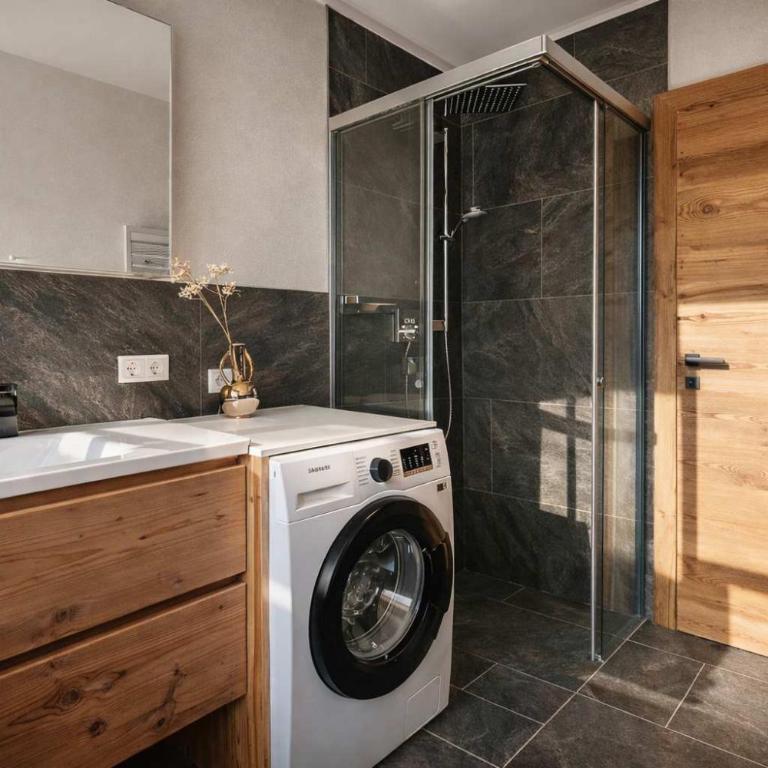 CLOUD 9 - Private Whirlpool & Rooftop Terrace - Apartment - 22