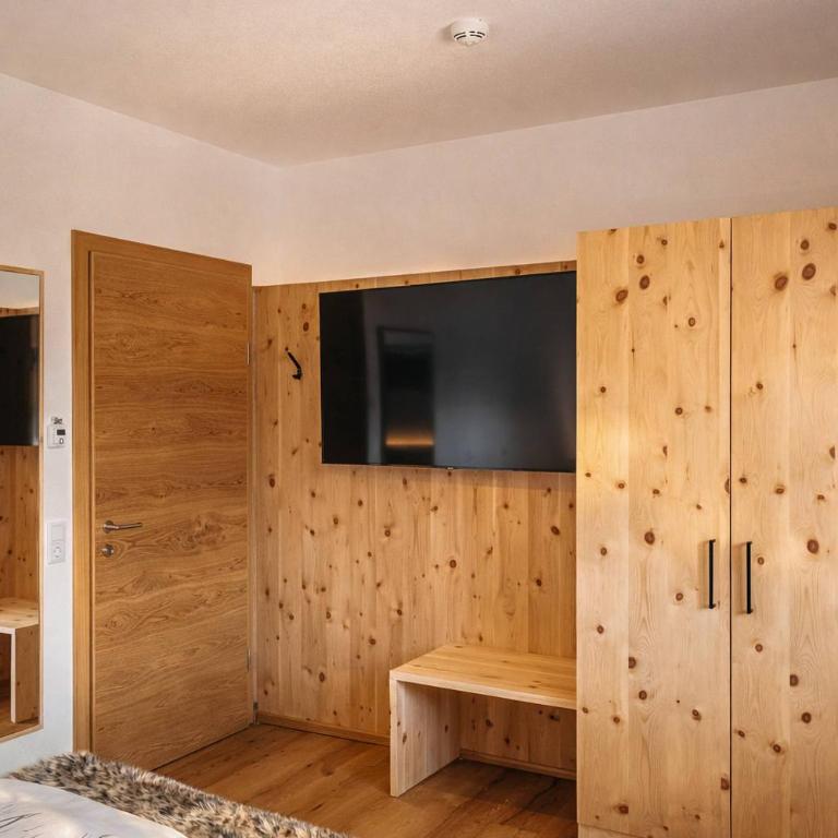 VERONIKAS Relax & Family Suite with Terrace - Apartment - 14